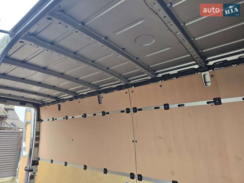 Вантажний фургон Mercedes-Benz Sprinter 2014 в Стрию