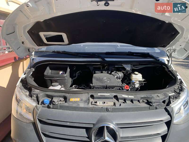 Мінівен Mercedes-Benz Sprinter 2023 в Львові фото 36 Мінівен Mercedes-Benz Sprinter 2023 в Львові