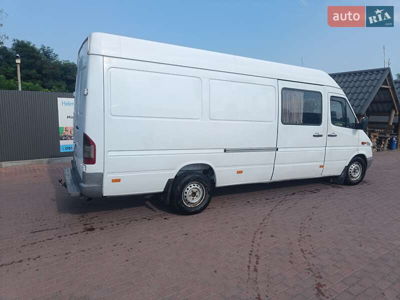 Вантажопасажирський фургон Mercedes-Benz Sprinter 2005 в Сарнах