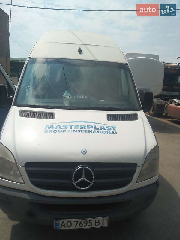 Грузовой фургон Mercedes-Benz Sprinter 2012 в Днепре