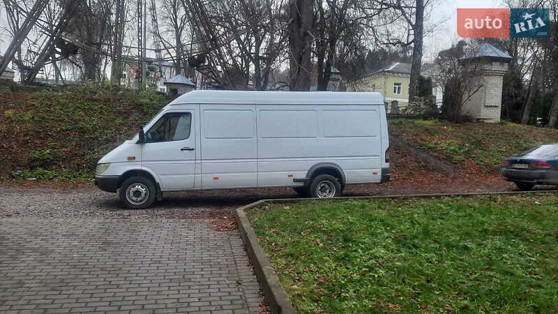 Вантажний фургон Mercedes-Benz Sprinter 2003 в Кременці фото 3 Вантажний фургон Mercedes-Benz Sprinter 2003 в Кременці