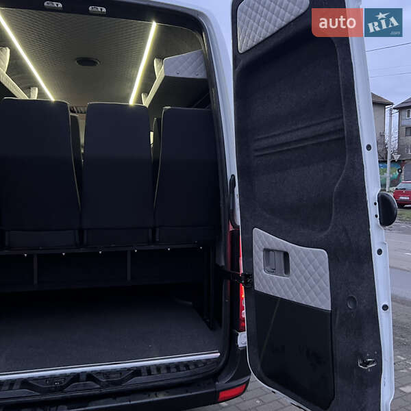 Туристичний / Міжміський автобус Mercedes-Benz Sprinter 2016 в Мукачевому фото 10 Туристичний / Міжміський автобус Mercedes-Benz Sprinter 2016 в Мукачевому