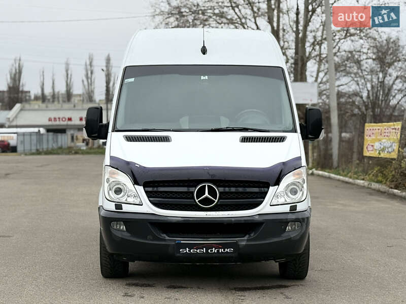 Грузовой фургон Mercedes-Benz Sprinter 2012 в Николаеве фото 2 Грузовой фургон Mercedes-Benz Sprinter 2012 в Николаеве