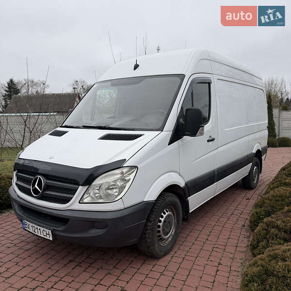 Mercedes-Benz Sprinter 2013