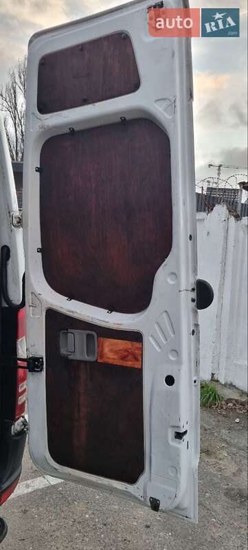 Грузовой фургон Mercedes-Benz Sprinter 2011 в Киеве фото 13 Грузовой фургон Mercedes-Benz Sprinter 2011 в Киеве