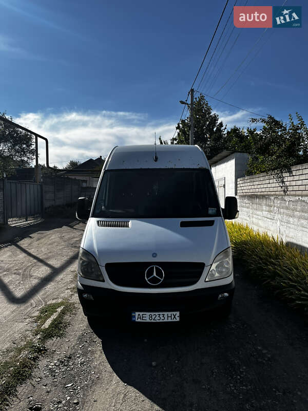 Mercedes-Benz Sprinter 2012