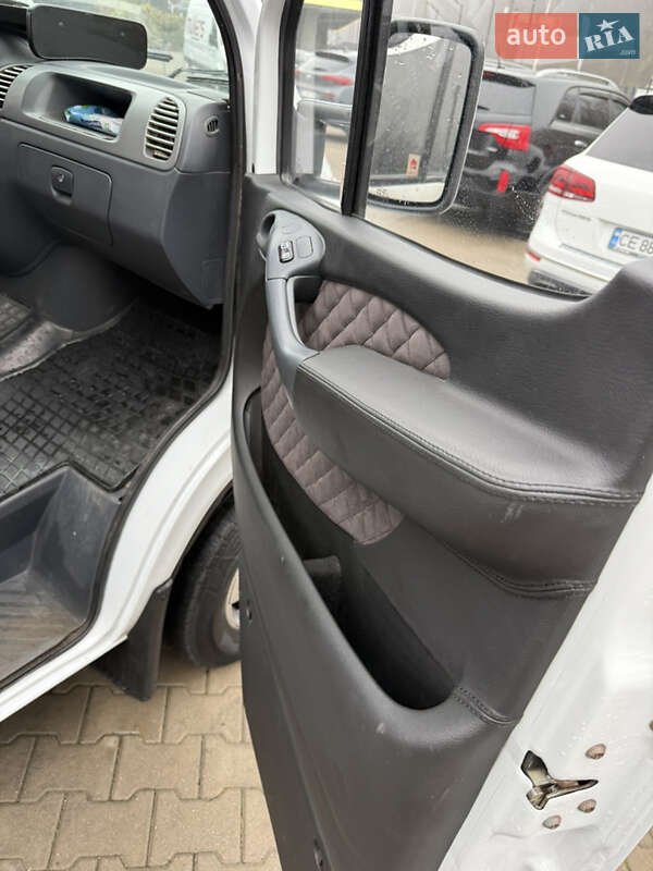 Универсал Mercedes-Benz Sprinter 2003 в Черновцах