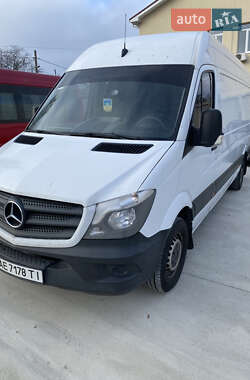 Вантажний фургон Mercedes-Benz Sprinter 2017 в Дніпрі