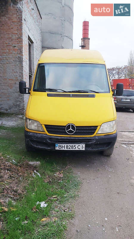 Mercedes-Benz Sprinter 2004