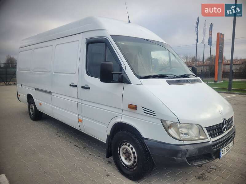 Mercedes-Benz Sprinter 2005