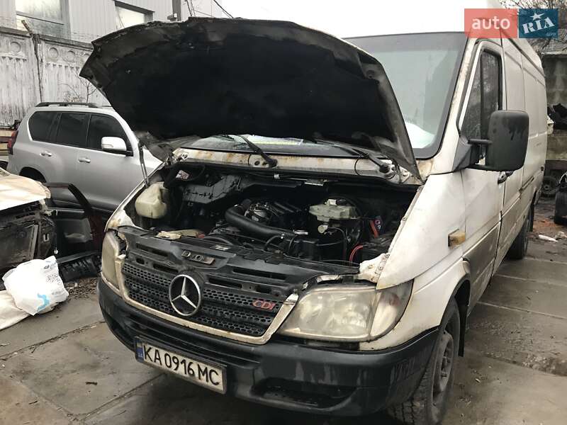 Mercedes-Benz Sprinter 2004 Mercedes-Benz Sprinter 2004