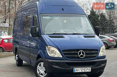 Вантажопасажирський фургон Mercedes-Benz Sprinter 2006 в Дніпрі