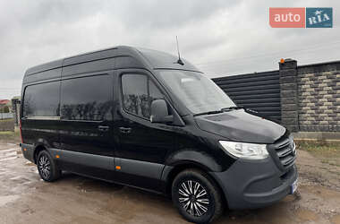 Вантажний фургон Mercedes-Benz Sprinter 2020 в Дубні
