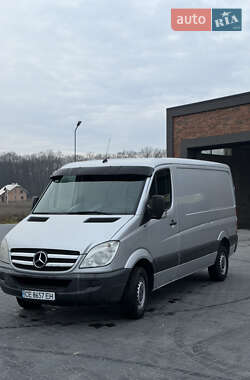 Грузовой фургон Mercedes-Benz Sprinter 2011 в Черновцах