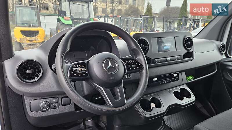 Грузовой фургон Mercedes-Benz Sprinter 2021 в Радомышле фото 27 Грузовой фургон Mercedes-Benz Sprinter 2021 в Радомышле