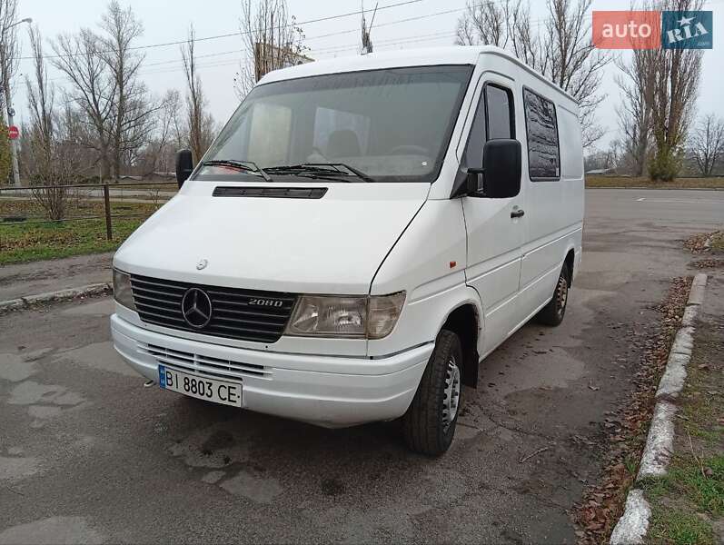 Мікроавтобус Mercedes-Benz Sprinter 1995 в Кременчуці фото 2 Мікроавтобус Mercedes-Benz Sprinter 1995 в Кременчуці