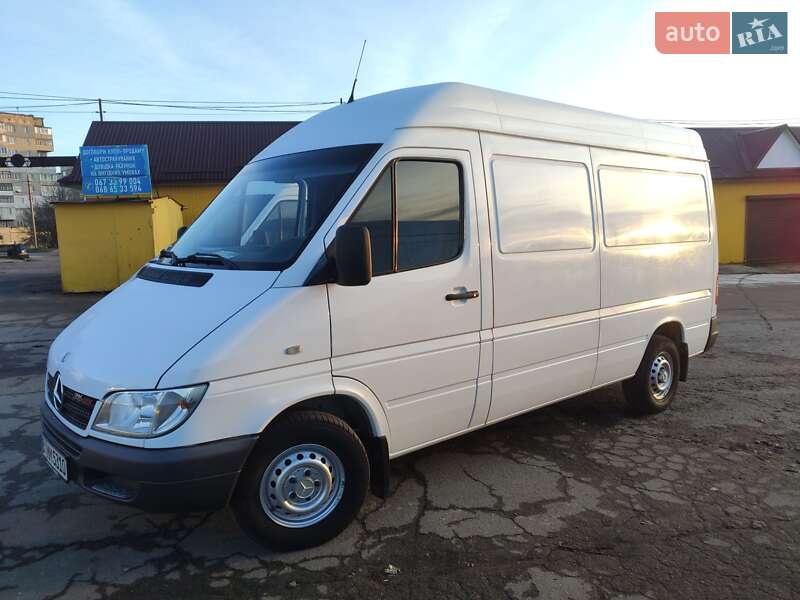 Mercedes-Benz Sprinter 2005