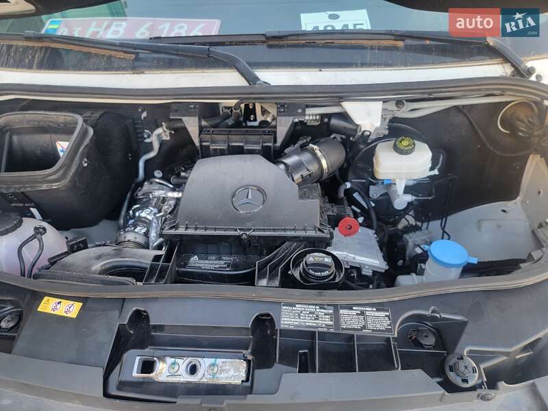 Грузовой фургон Mercedes-Benz Sprinter 2023 в Львове