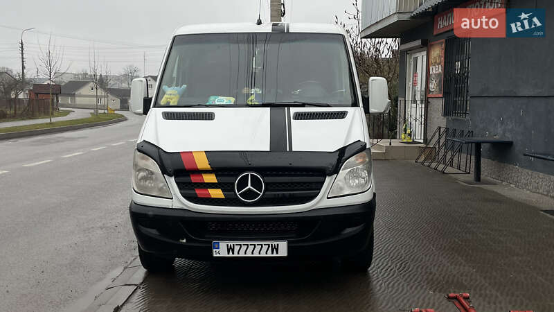 Мінівен Mercedes-Benz Sprinter 2011 в Буську