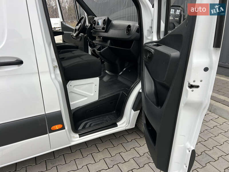 Вантажний фургон Mercedes-Benz Sprinter 2020 в Дубні фото 134 Вантажний фургон Mercedes-Benz Sprinter 2020 в Дубні