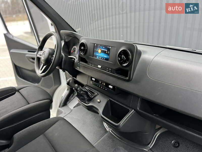 Вантажний фургон Mercedes-Benz Sprinter 2020 в Дубні фото 137 Вантажний фургон Mercedes-Benz Sprinter 2020 в Дубні