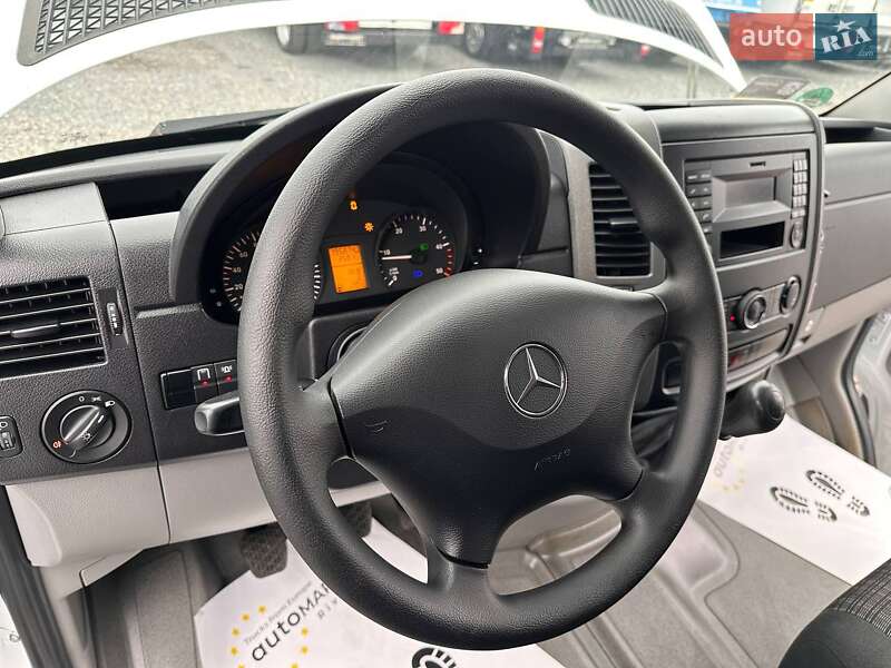Тентований Mercedes-Benz Sprinter 2016 в Рівному