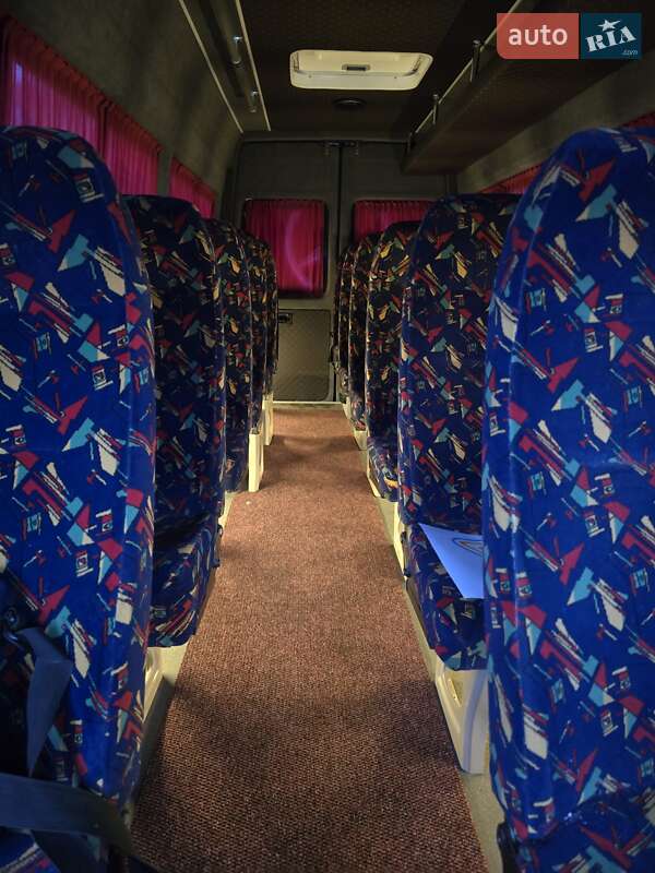 Міський автобус Mercedes-Benz Sprinter 2000 в Вінниці фото 30 Міський автобус Mercedes-Benz Sprinter 2000 в Вінниці