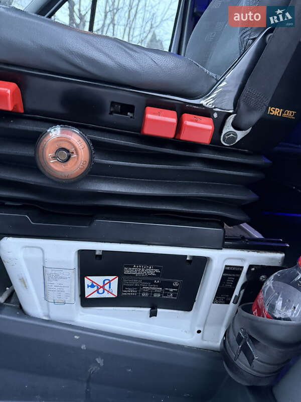 Мікровен Mercedes-Benz Sprinter 2004 в Чорткові