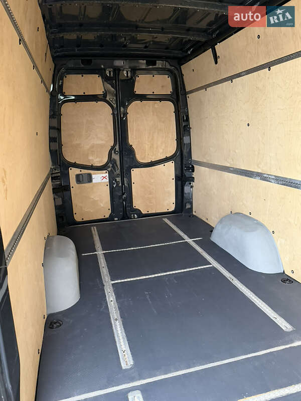 Вантажний фургон Mercedes-Benz Sprinter 2014 в Ковелі