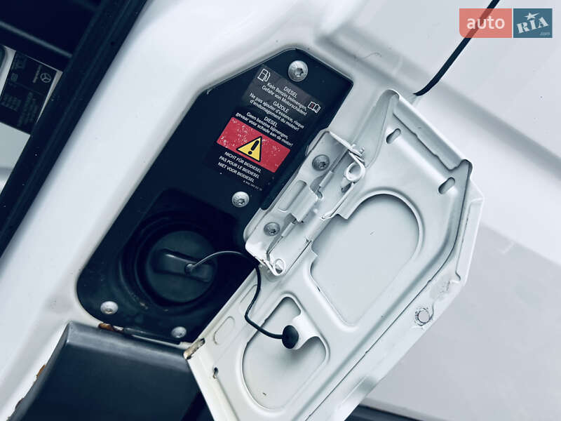 Вантажний фургон Mercedes-Benz Sprinter 2016 в Тячеві