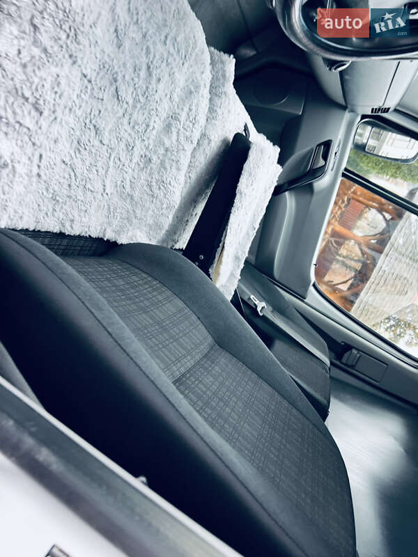 Вантажний фургон Mercedes-Benz Sprinter 2016 в Тячеві