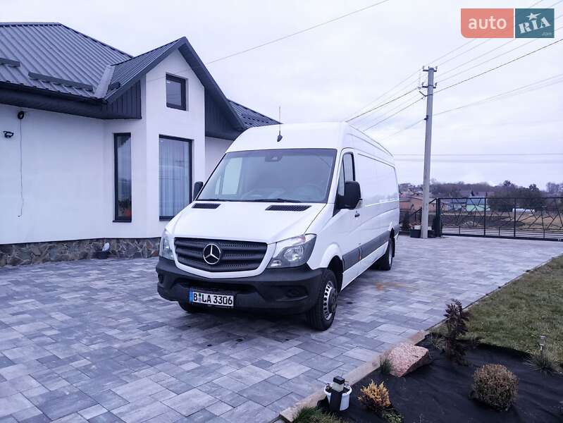 Вантажний фургон Mercedes-Benz Sprinter 2016 в Рівному