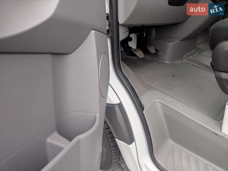 Вантажний фургон Mercedes-Benz Sprinter 2016 в Рівному