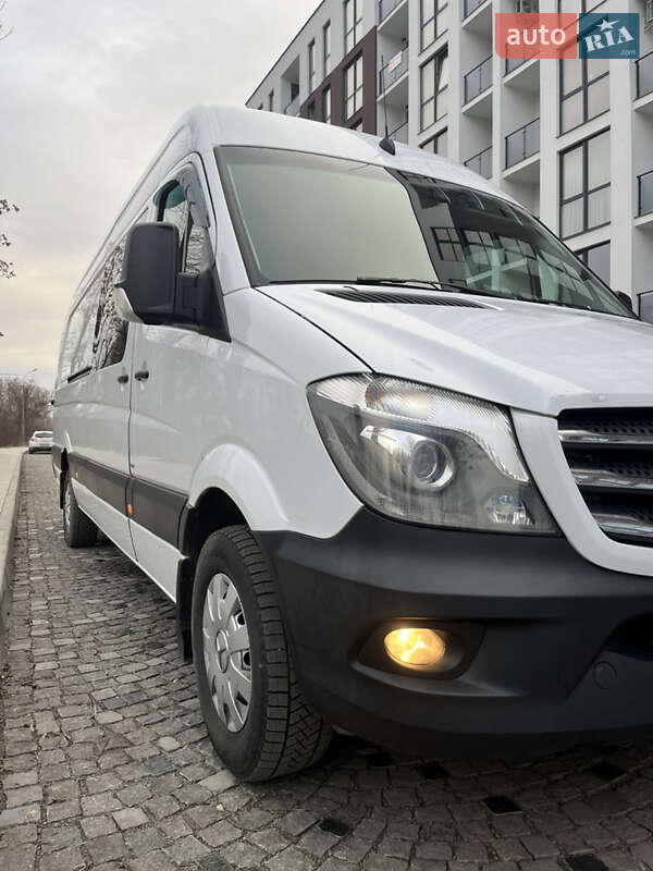 Микроавтобус Mercedes-Benz Sprinter 2014 в Сваляве