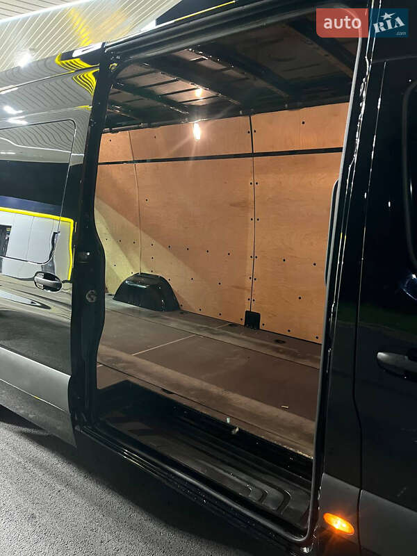 Грузовой фургон Mercedes-Benz Sprinter 2018 в Виноградове