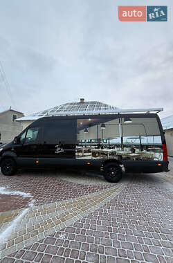Грузовой фургон Mercedes-Benz Sprinter 2021 в Черновцах