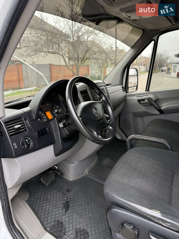 Вантажний фургон Mercedes-Benz Sprinter 2013 в Ізмаїлі фото 12 Вантажний фургон Mercedes-Benz Sprinter 2013 в Ізмаїлі
