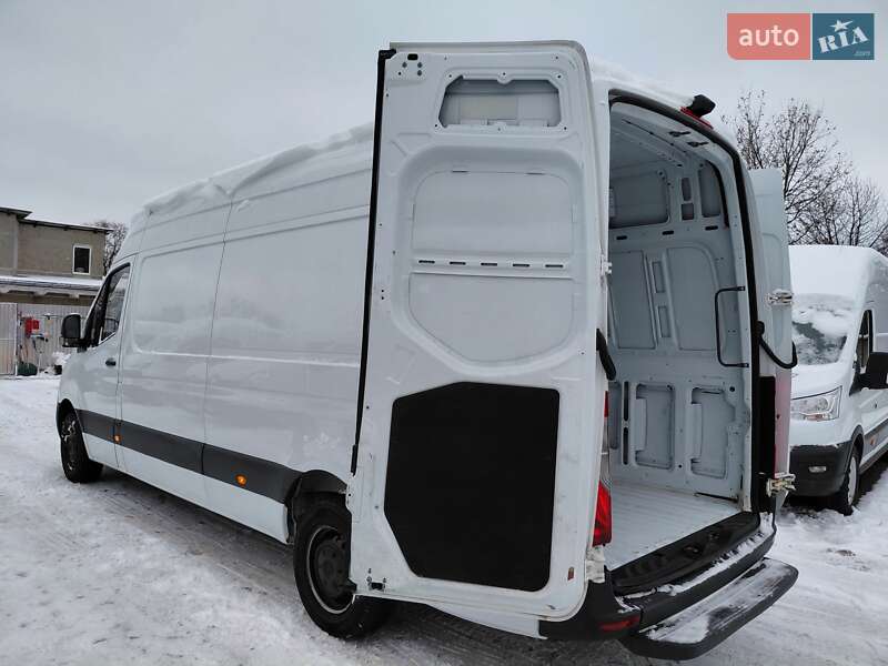 Вантажний фургон Mercedes-Benz Sprinter 2021 в Івано-Франківську