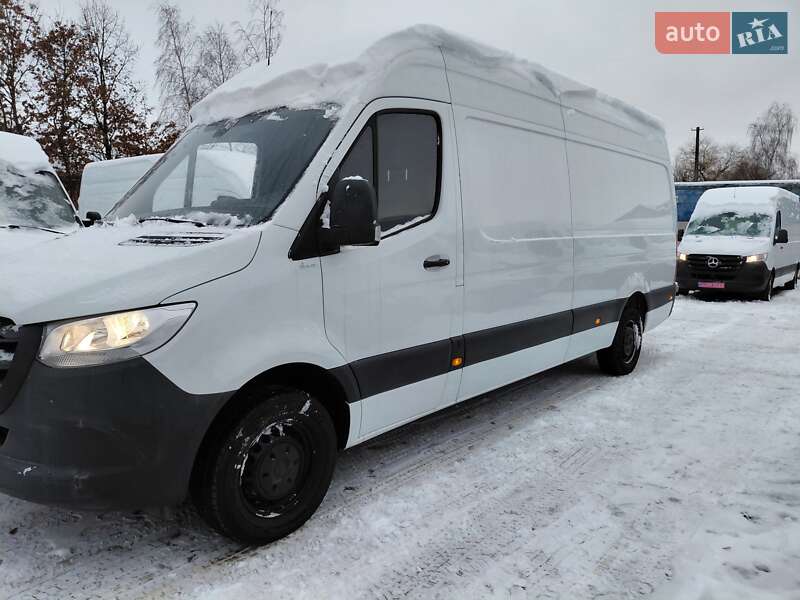 Вантажний фургон Mercedes-Benz Sprinter 2021 в Івано-Франківську