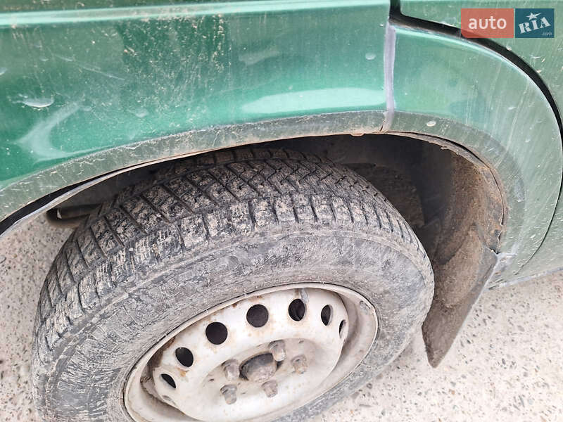 Евакуатор Mercedes-Benz Sprinter 1999 в Чернівцях