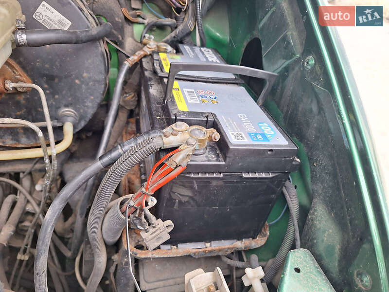 Евакуатор Mercedes-Benz Sprinter 1999 в Чернівцях