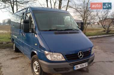 Микроавтобус Mercedes-Benz Sprinter 2006 в Вараше