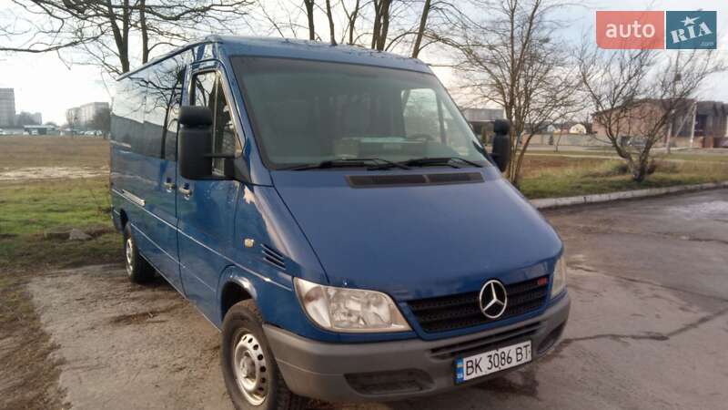 Mercedes-Benz Sprinter 2006