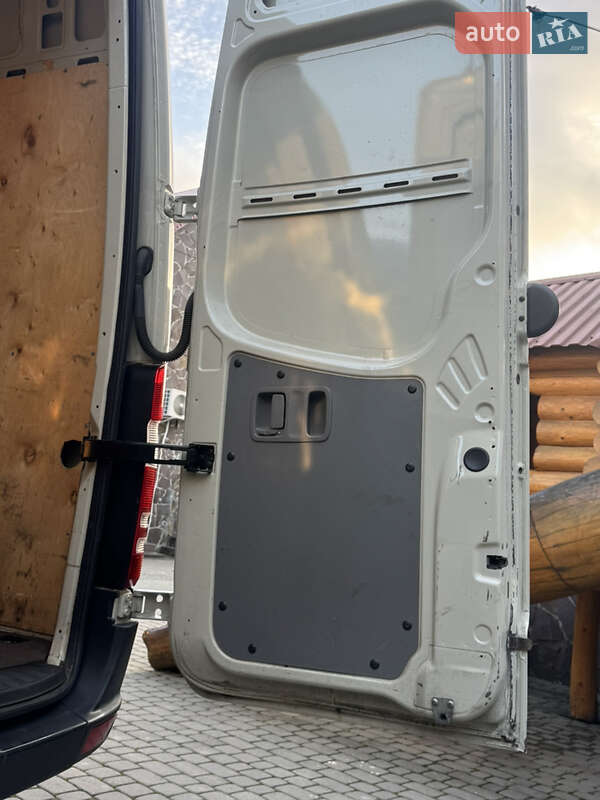 Грузовой фургон Mercedes-Benz Sprinter 2015 в Иршаве