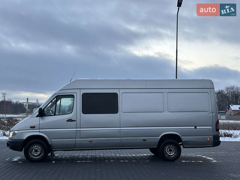 Вантажний фургон Mercedes-Benz Sprinter 2004 в Чернівцях