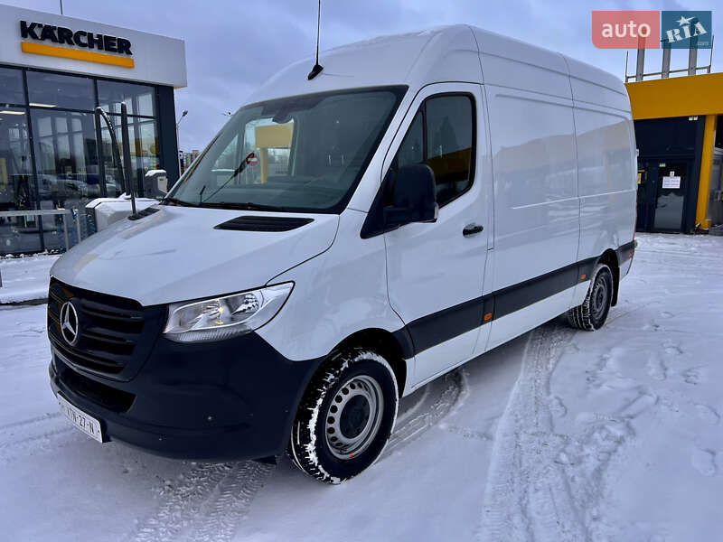 Вантажний фургон Mercedes-Benz Sprinter 2020 в Дніпрі