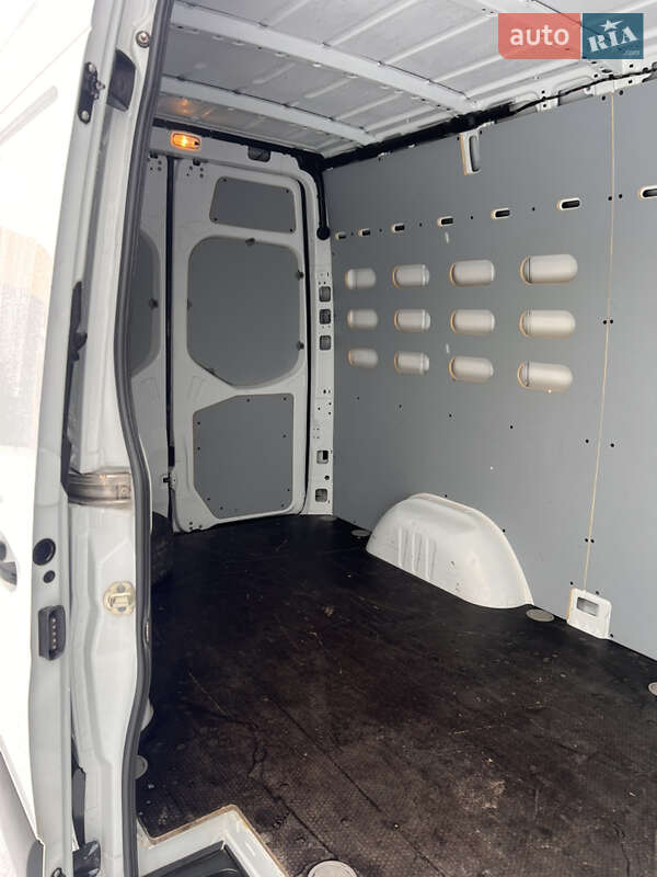 Вантажний фургон Mercedes-Benz Sprinter 2020 в Дніпрі