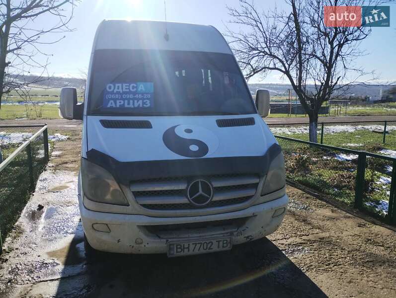 Mercedes-Benz Sprinter 2011
