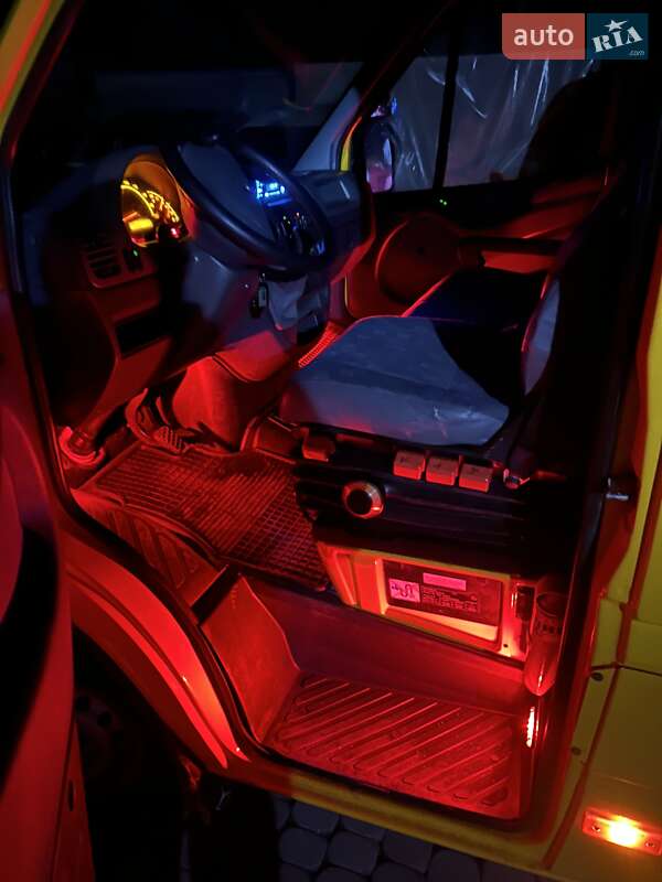 Евакуатор Mercedes-Benz Sprinter 2000 в Тернополі