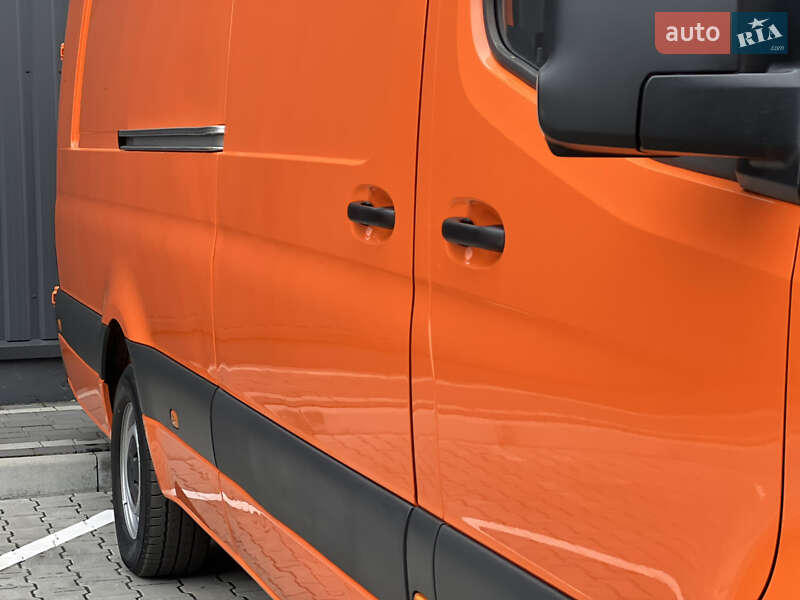 Грузовой фургон Mercedes-Benz Sprinter 2023 в Дубно